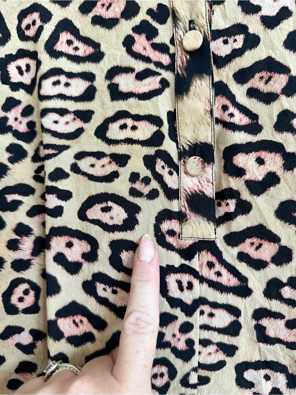 Givenchy Paris 100% Silk Leopard Print Oversized Kimono Blouse Size 40 US 8 - Picture 4 of 10